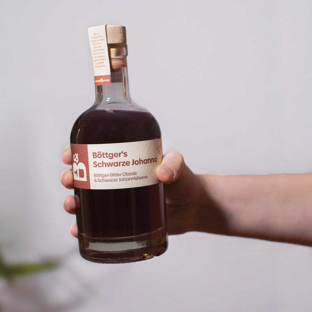 Böttger's Schwarze Johanna mit schwarzer Johannisbeere