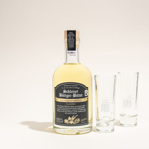 350ml Flasche Böttger-Bitter Classic mit zwei Logo-Gläsern als Set.